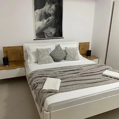 Apartment De Silva Black Sea *
