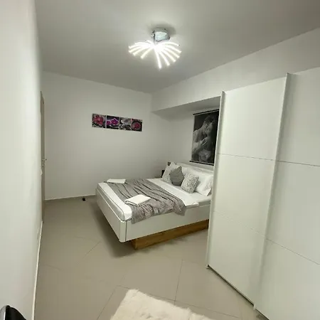 De Silva Black Sea Apartmán